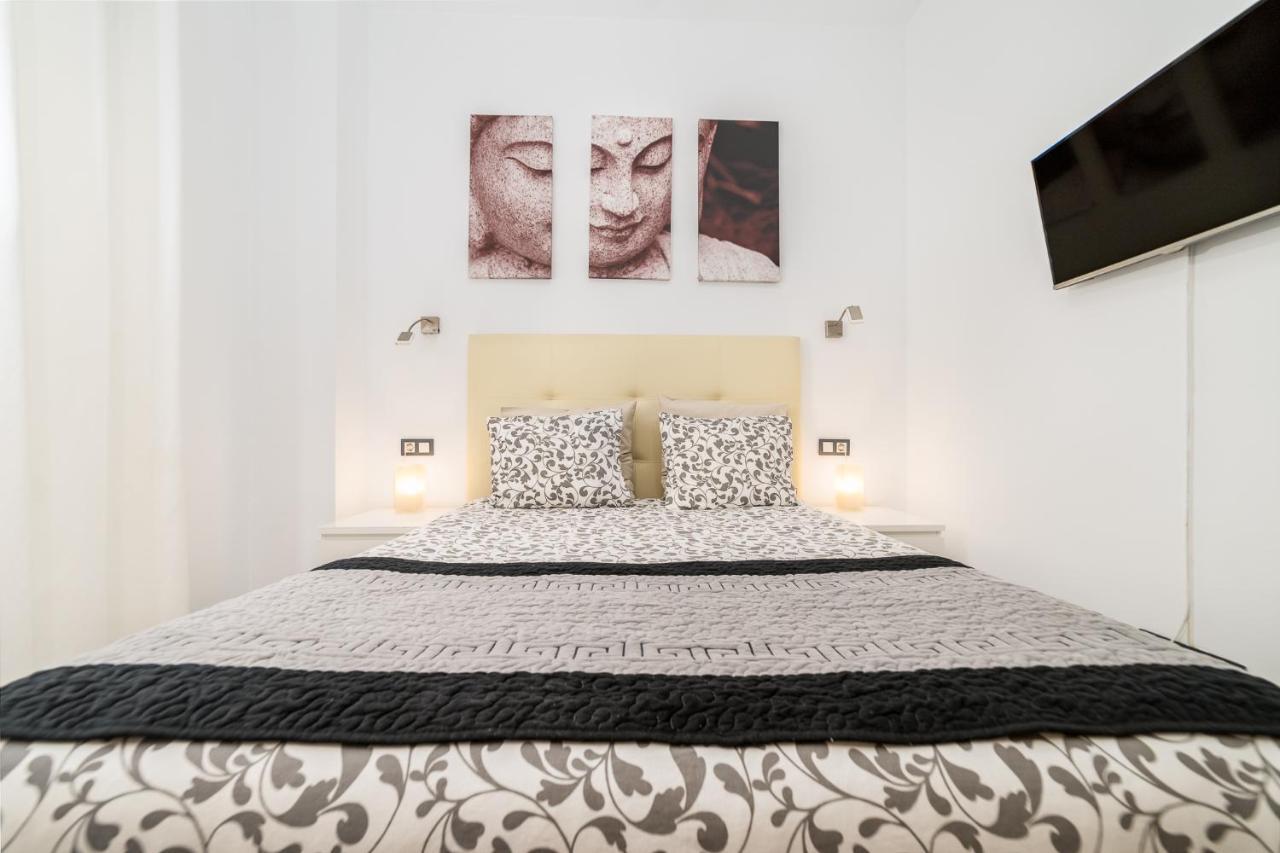 Malaga Suite Picasso With Swimming Pool And Parking In The Center! Exteriör bild